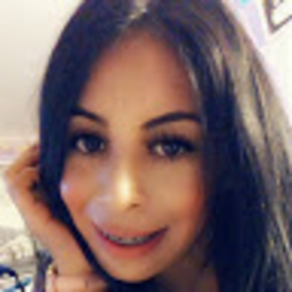 Meet your Posher, Tania - Picture 1 of 1